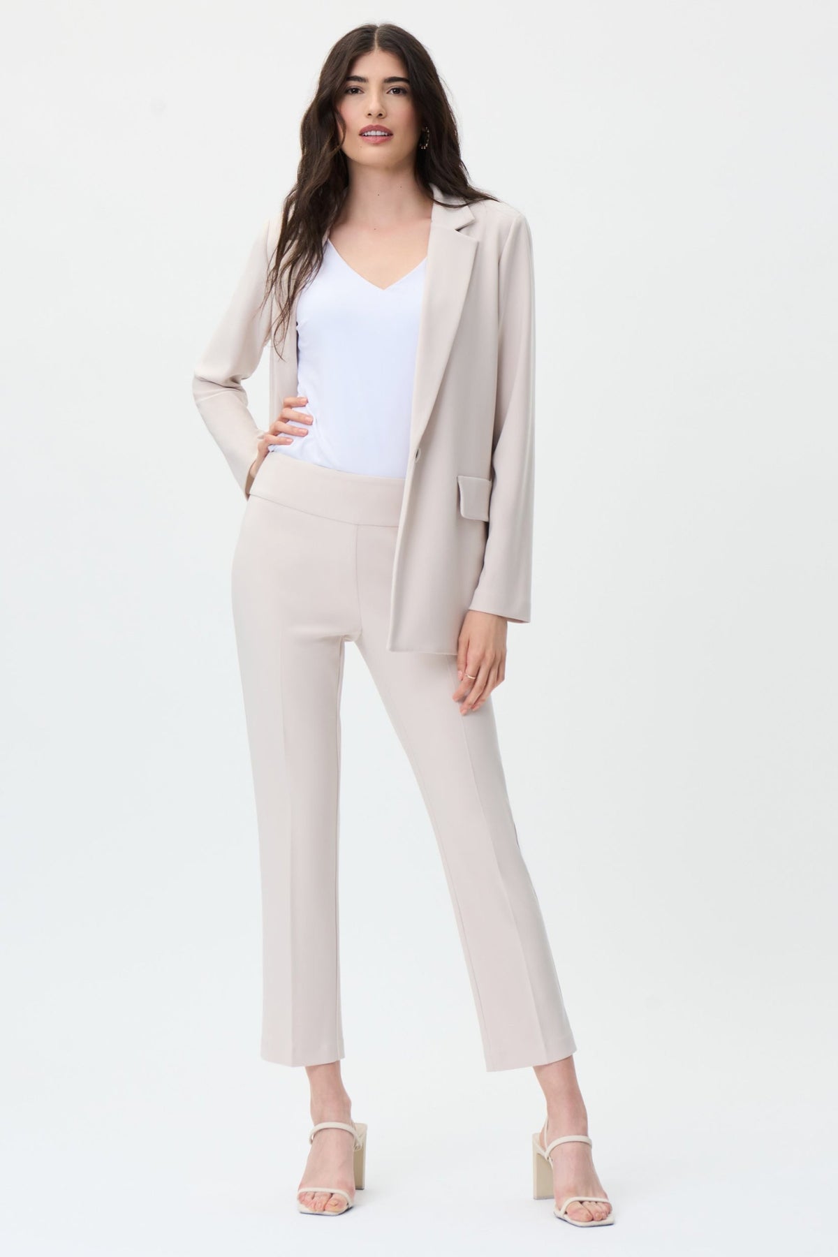 Joseph Ribkoff Classic Cropped Pant in Moonstone 181089