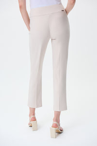 Joseph Ribkoff Classic Cropped Pant in Moonstone 181089