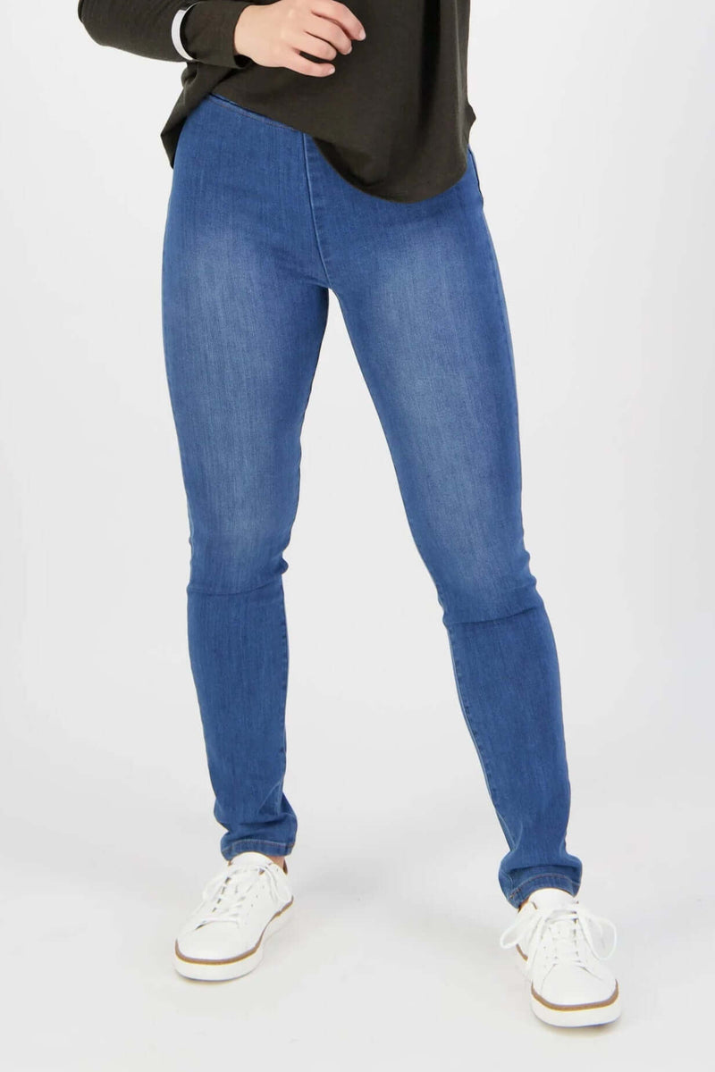 Vassalli Skinny Leg Full Length Denim Pull On in New Blue 230