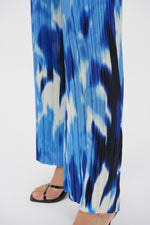 Joseph Ribkoff Pleated Wide Leg Pant in Blue Vanilla 252138