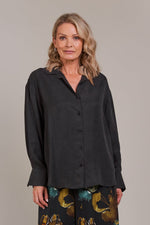 Eb & Ive Eden Shirt in Black