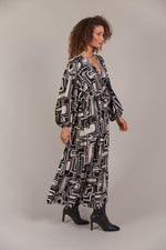 Eb & Ive Elsie Maxi Dress in Geo