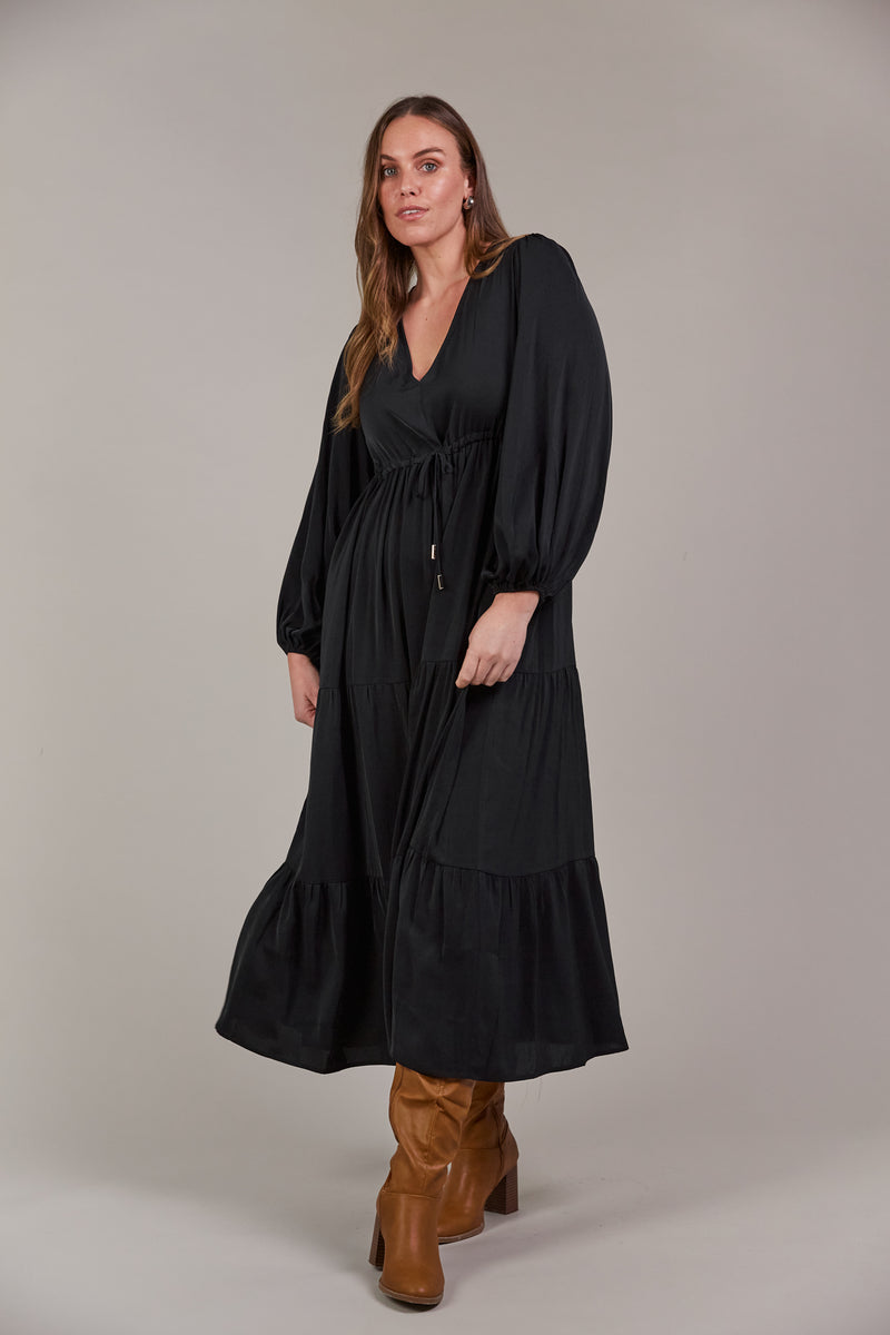 Eb & Ive Elsie Maxi Dress in Black