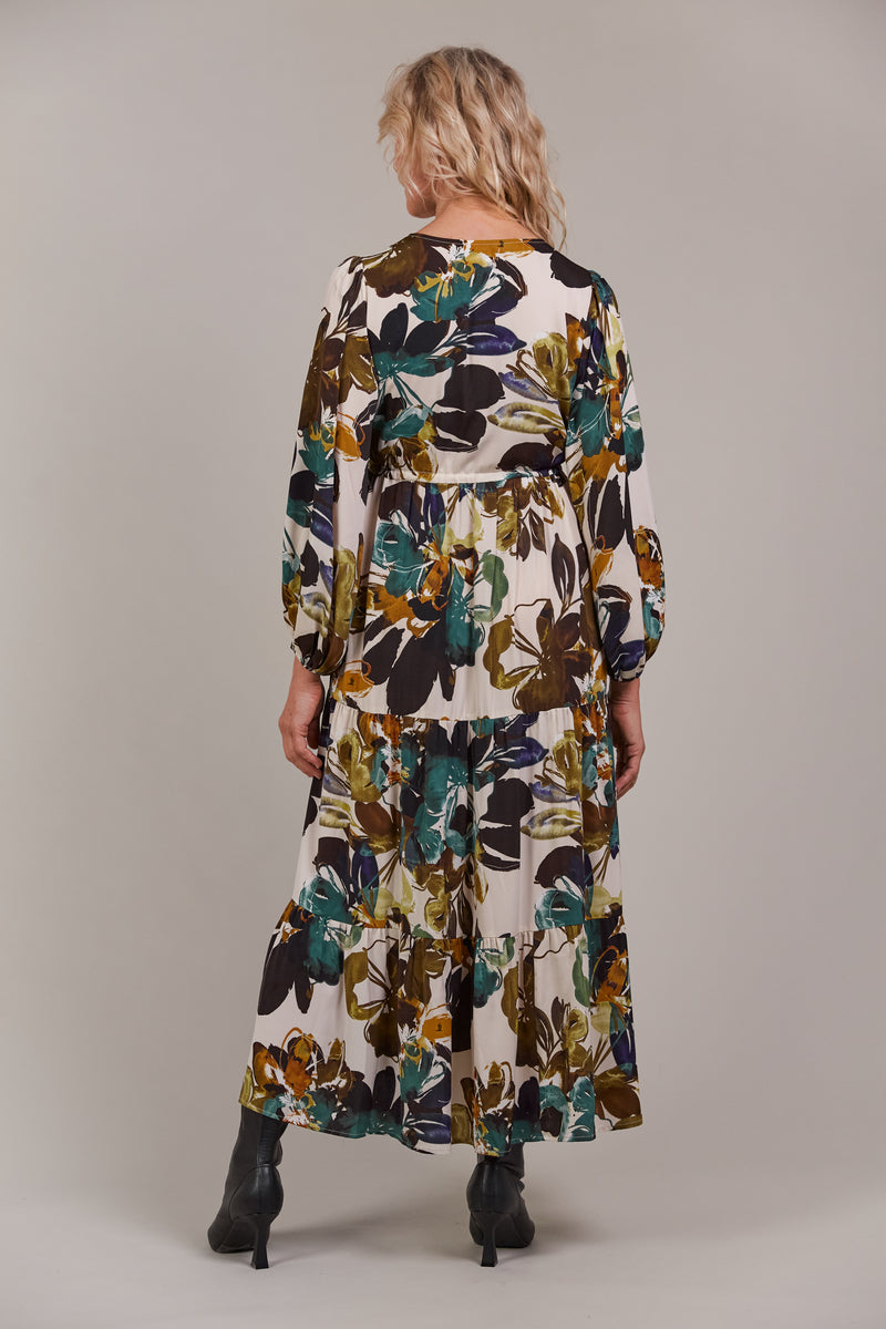 Eb & Ive Elsie Maxi Dress in Botanical Tusk