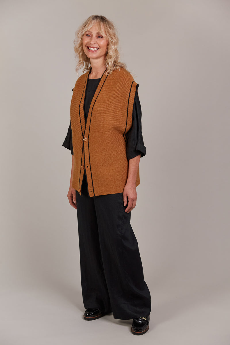 Eb & Ive Avino Knit Vest in Tobacco