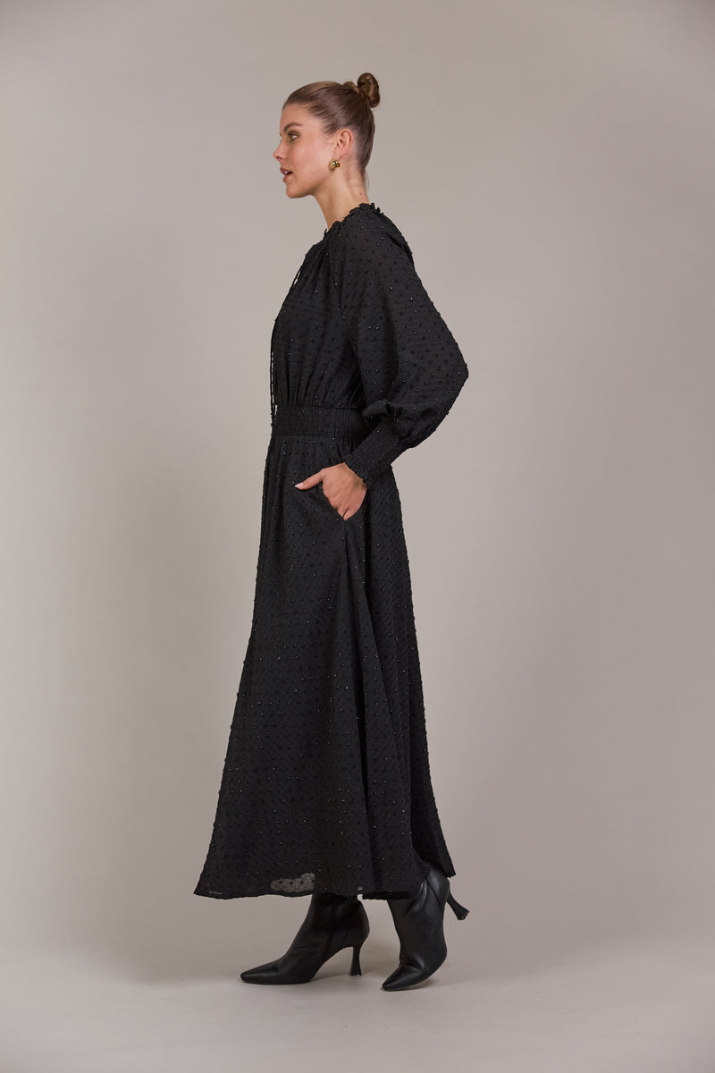 Eb & Ive Ayana Maxi Dress in Black