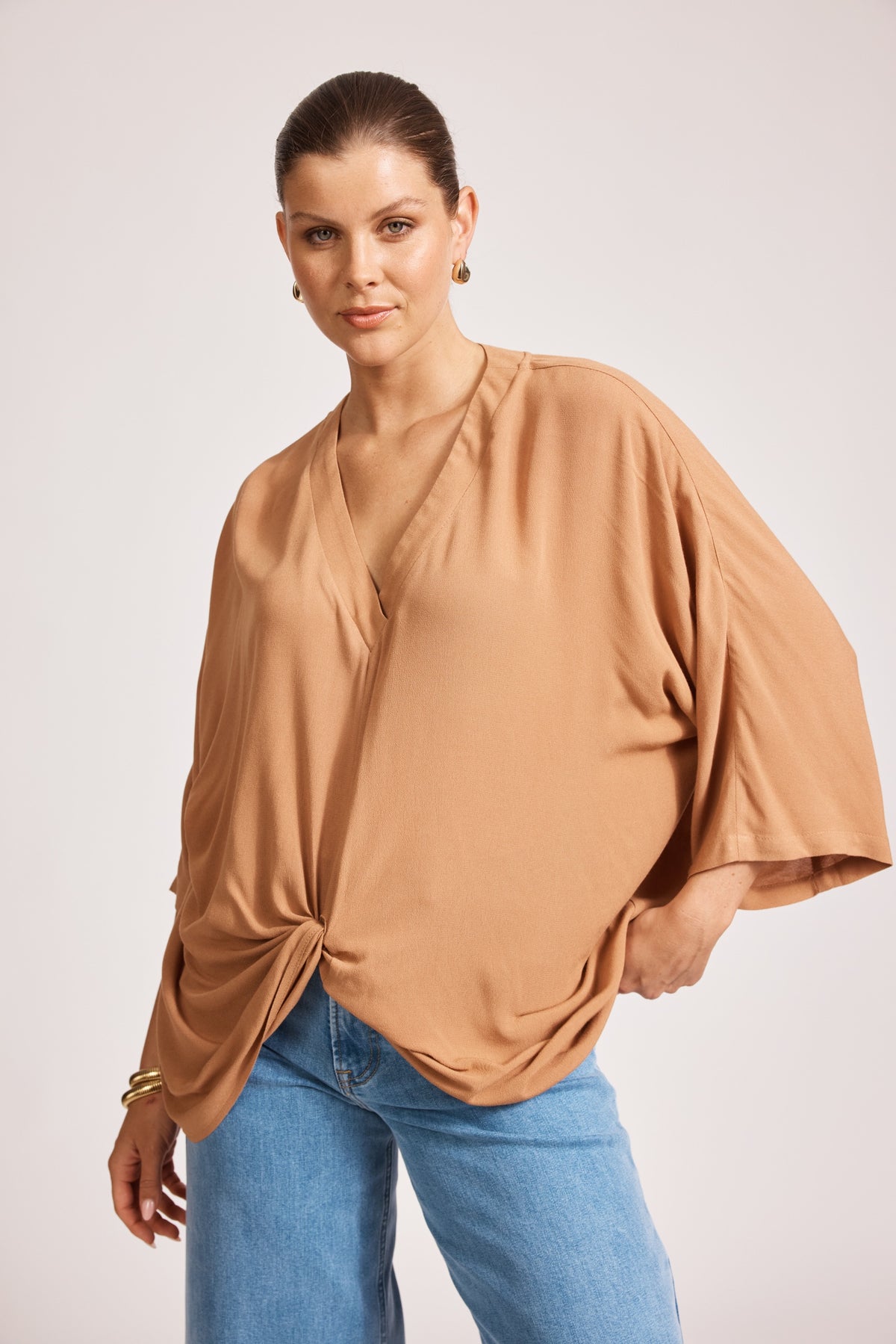 Eb & Ive Alegria Twist Top in Caramel