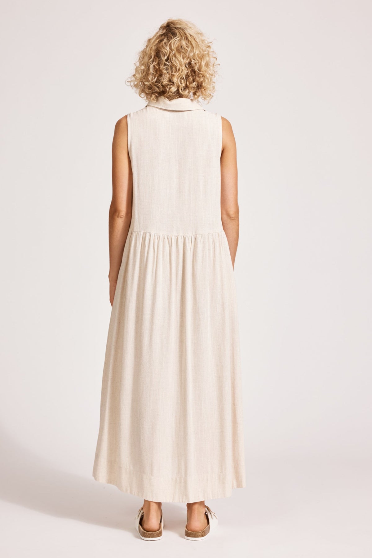 Eb & Ive Alesia Sleeveless Shirt Dress in Tusk