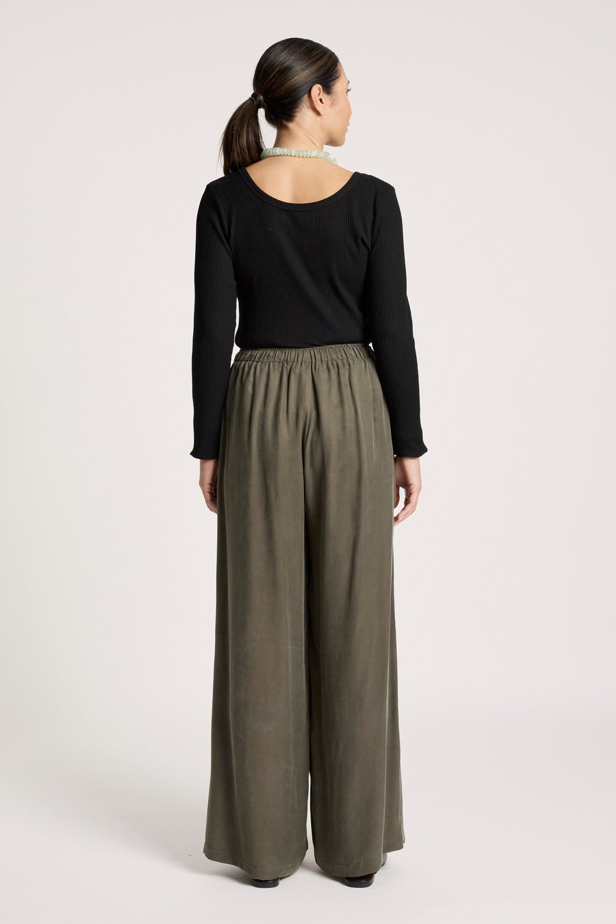 Eb & Ive Plage Long Sleeve Tshirt in Black