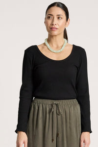 Eb & Ive Plage Long Sleeve Tshirt in Black