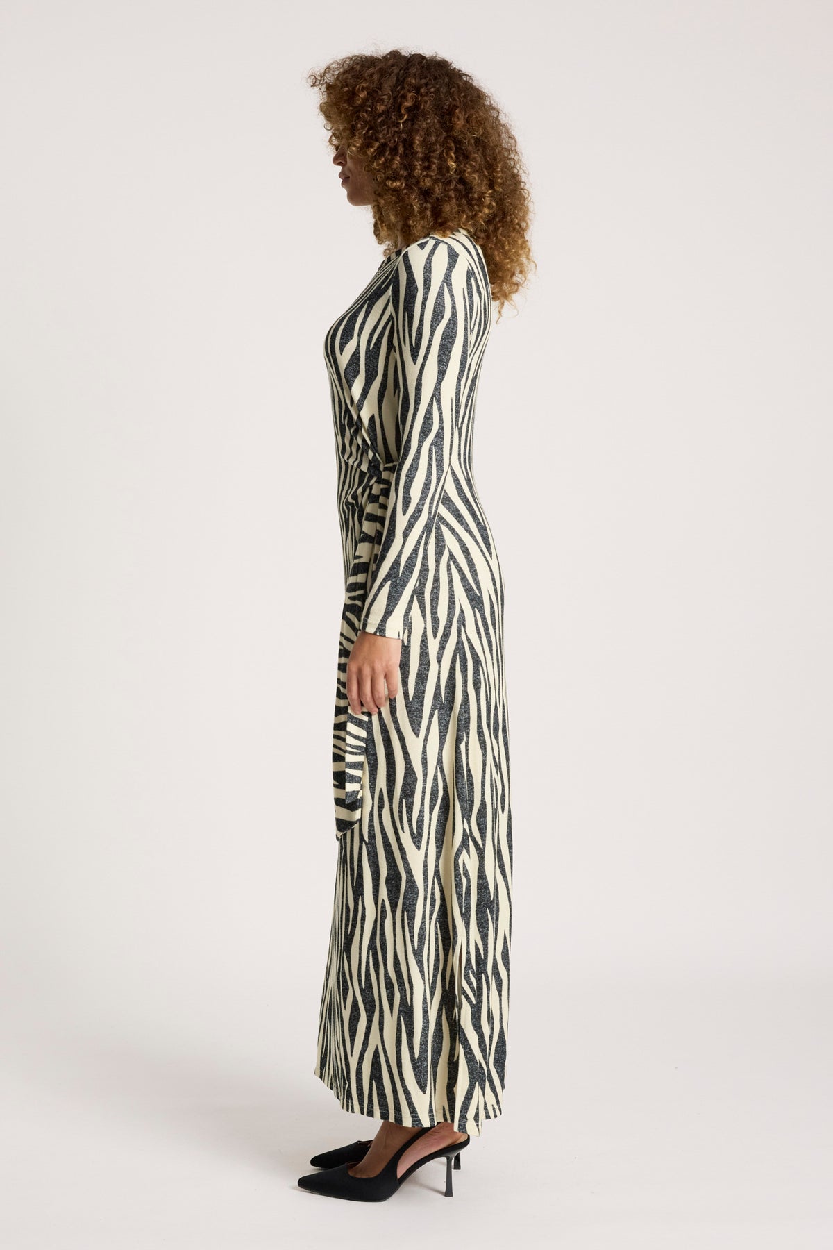 Eb & Ive Aria Tie Maxi Dress in Savanna