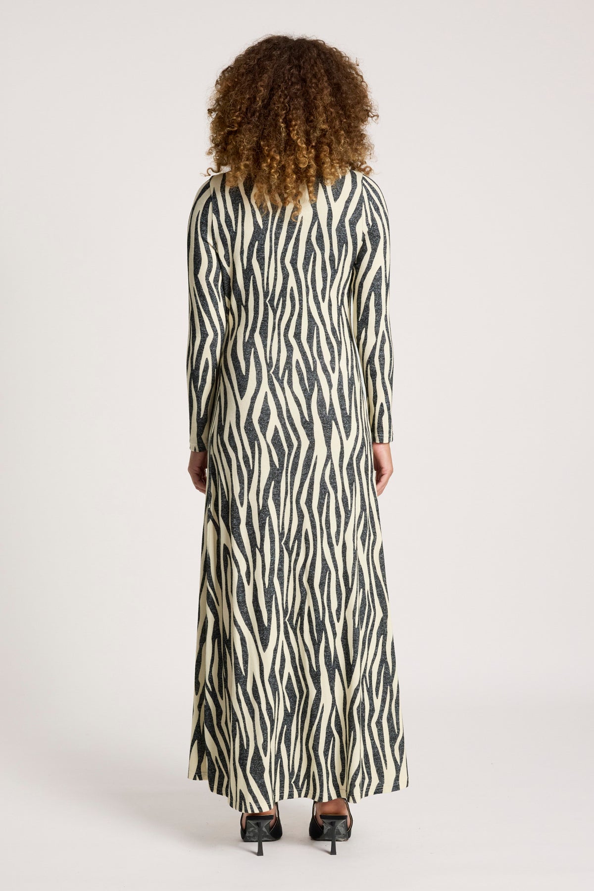 Eb & Ive Aria Tie Maxi Dress in Savanna