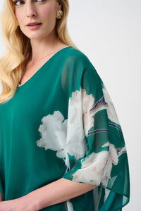 Signature by Joseph Ribkoff Poncho Top in Green 263730