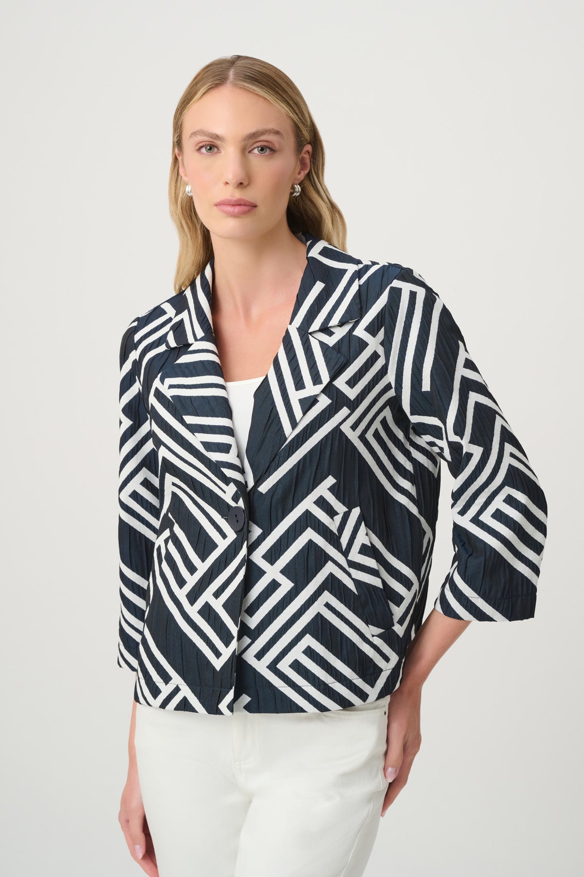 Joseph Ribkoff Jacquard Jacket in Off White Navy 271073