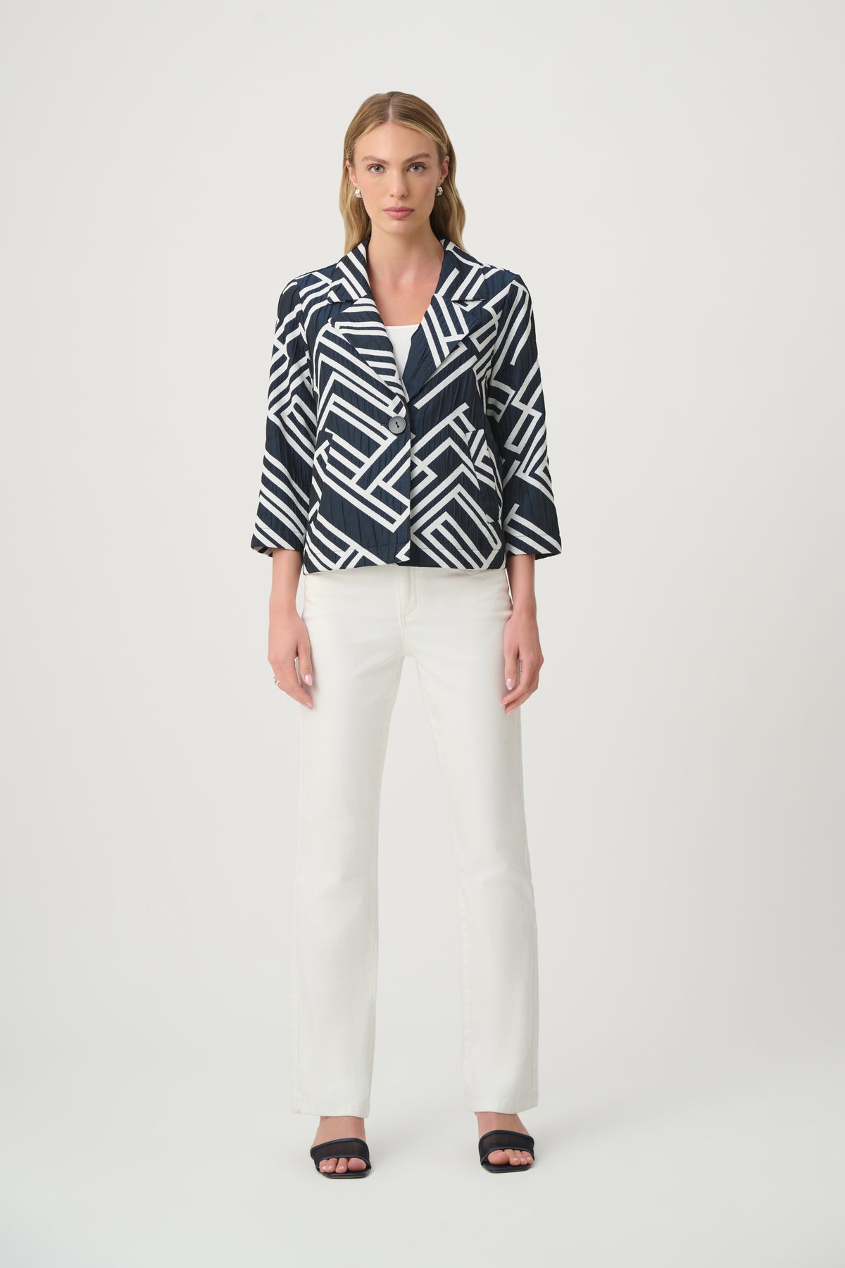 Joseph Ribkoff Jacquard Jacket in Off White Navy 271073