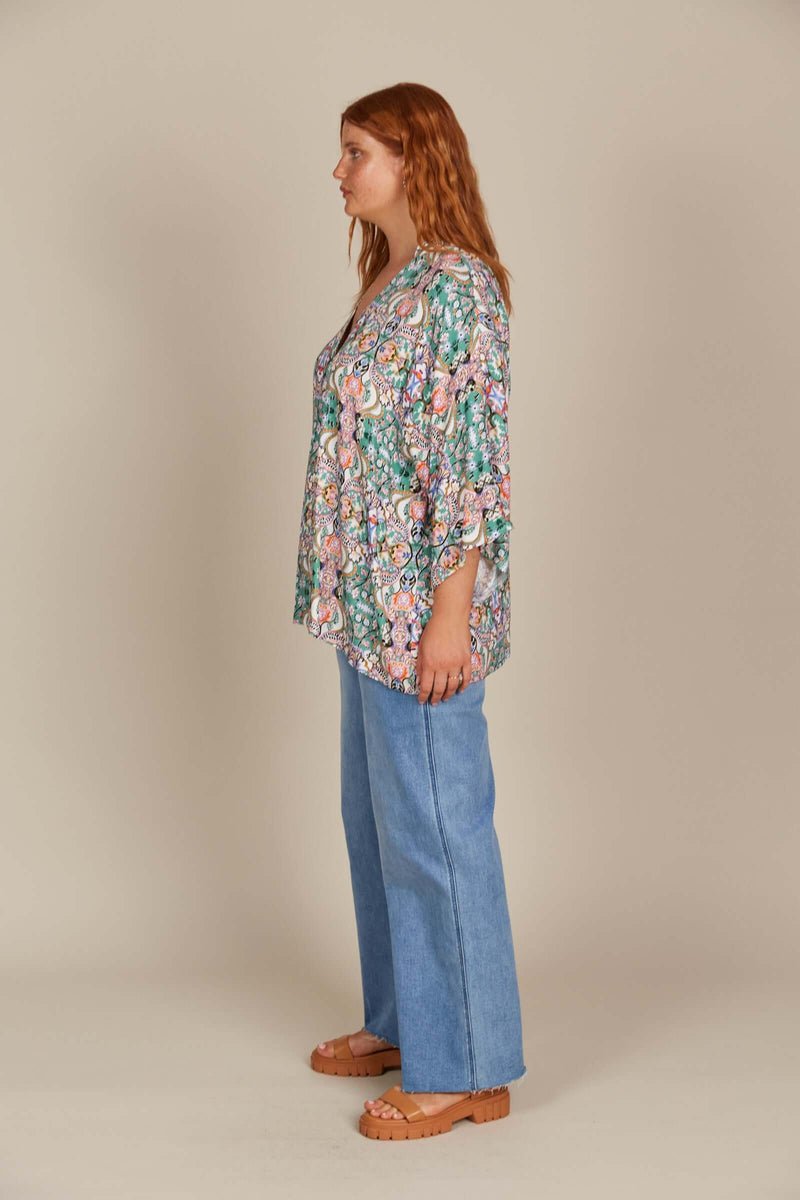 Isle of Mine Esme Relaxed Top in Lotus Fleuron