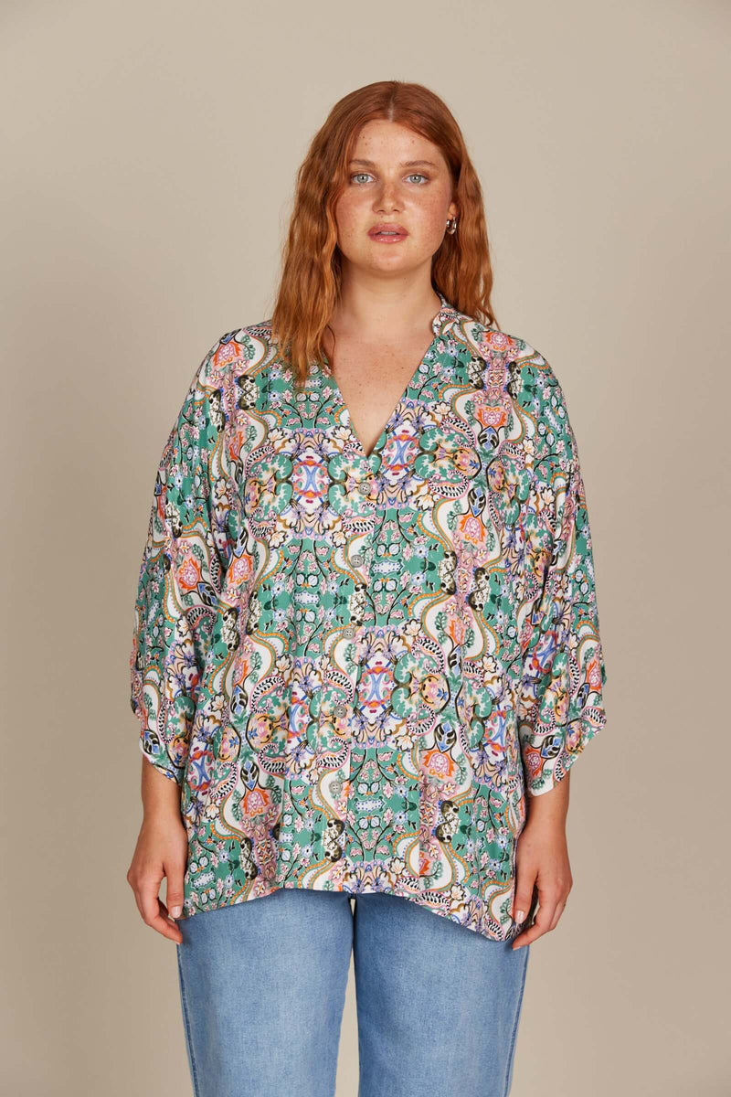 Isle of Mine Esme Relaxed Top in Lotus Fleuron