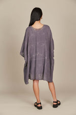 Isle of Mine Fleur Cape in Graphite