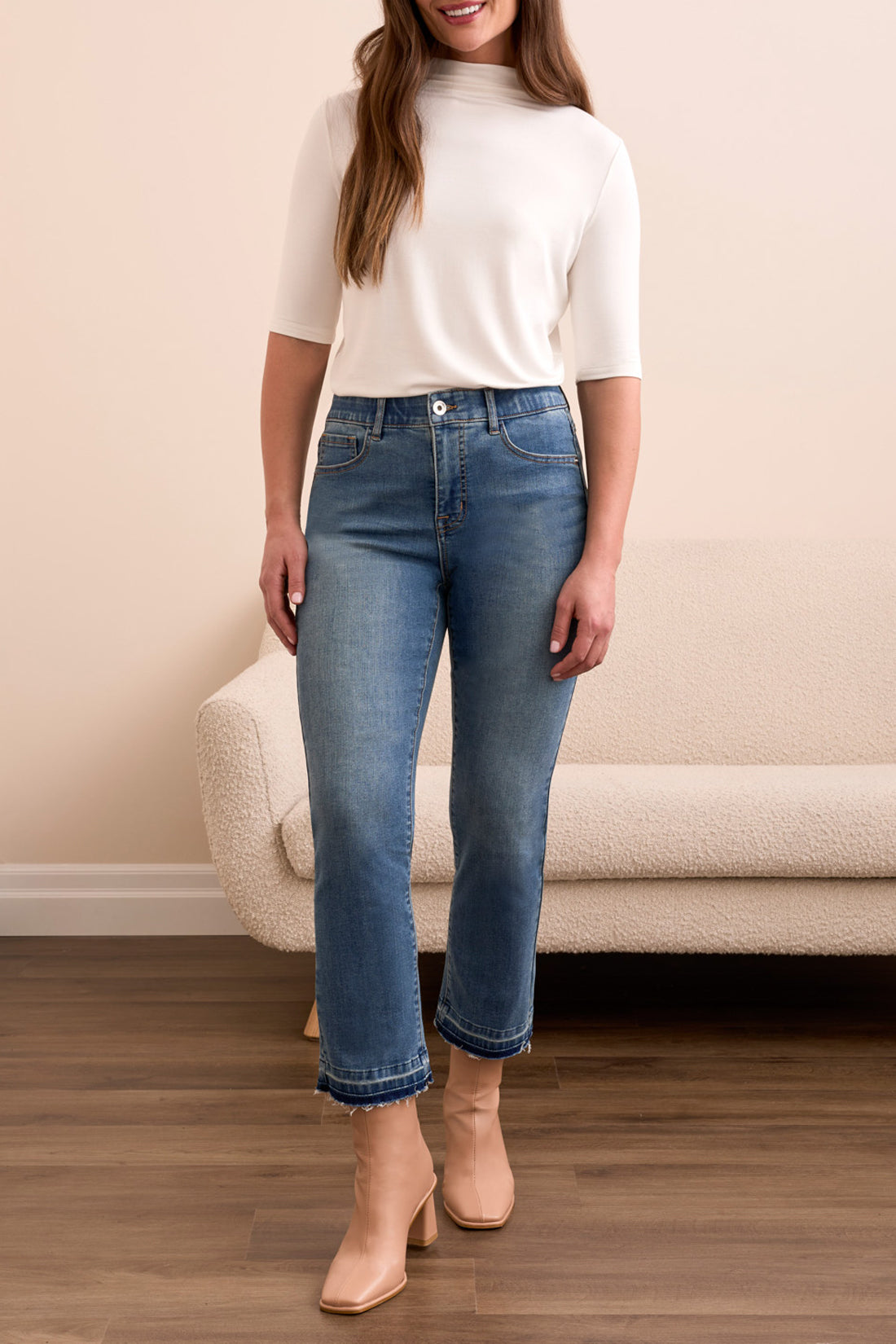 Tribal Sophia Curvy Hugging Microflare Crop Jean in True Vintage