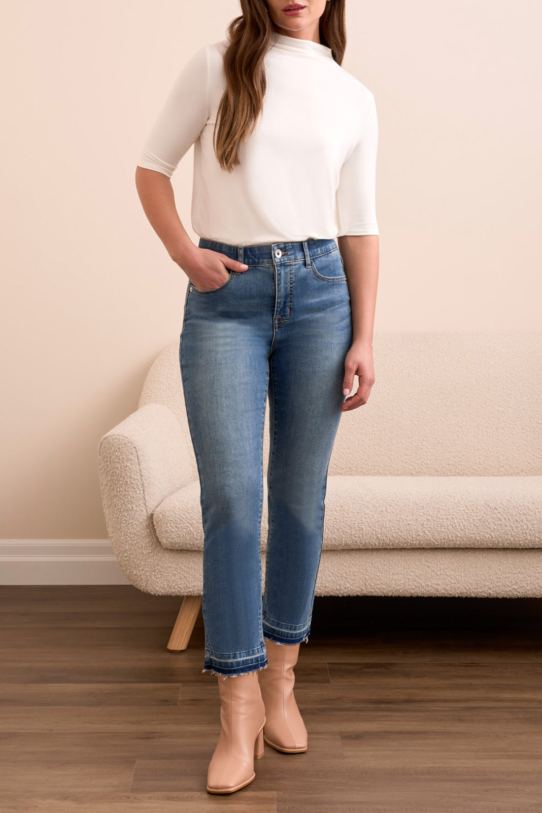 Tribal Sophia Curvy Hugging Microflare Crop Jean in True Vintage