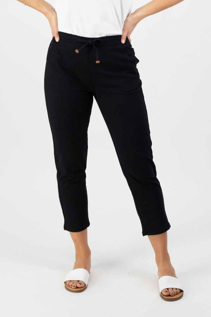 Vassalli Drawstring Pant in Black 5790