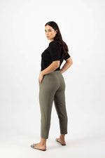 Vassalli Drawstring Pant in Army 5790