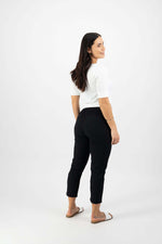 Vassalli Drawstring Pant in Black 5790