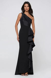 Ellie EVARA Gown in Black