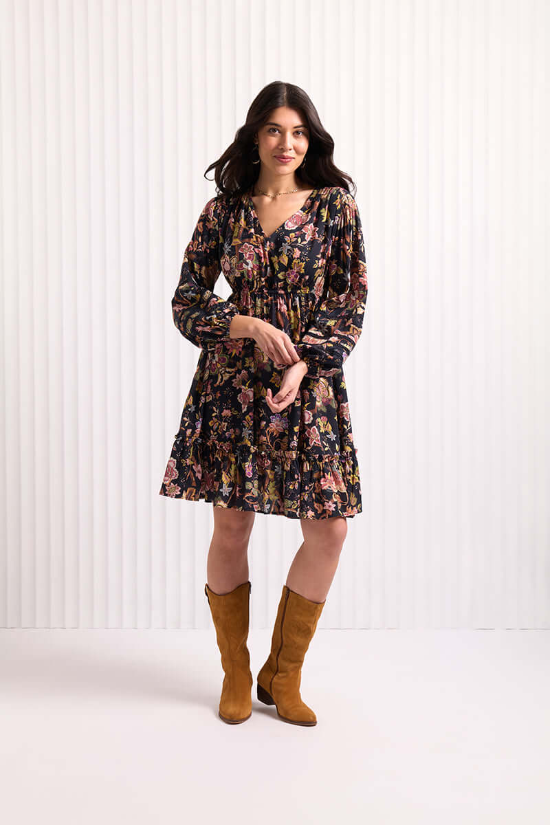 Foil Good Vintage Dress in Black Floral