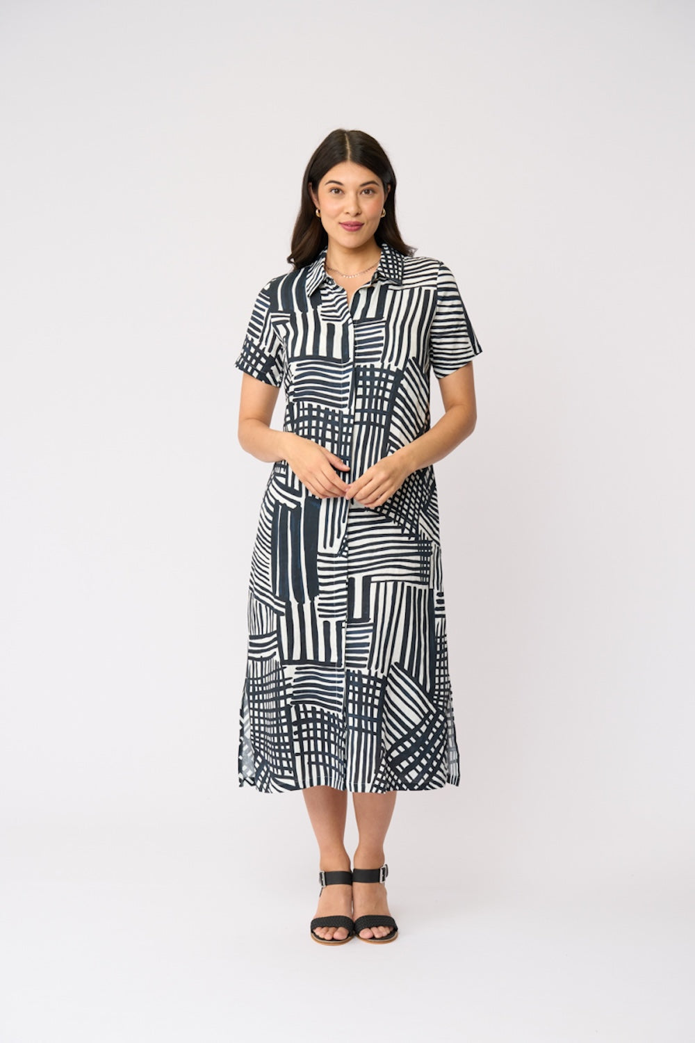 Foil ADVANCED INTERACTION Dress in Outline
