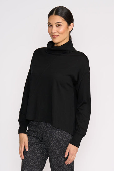 Foil At The Junction Top in Black