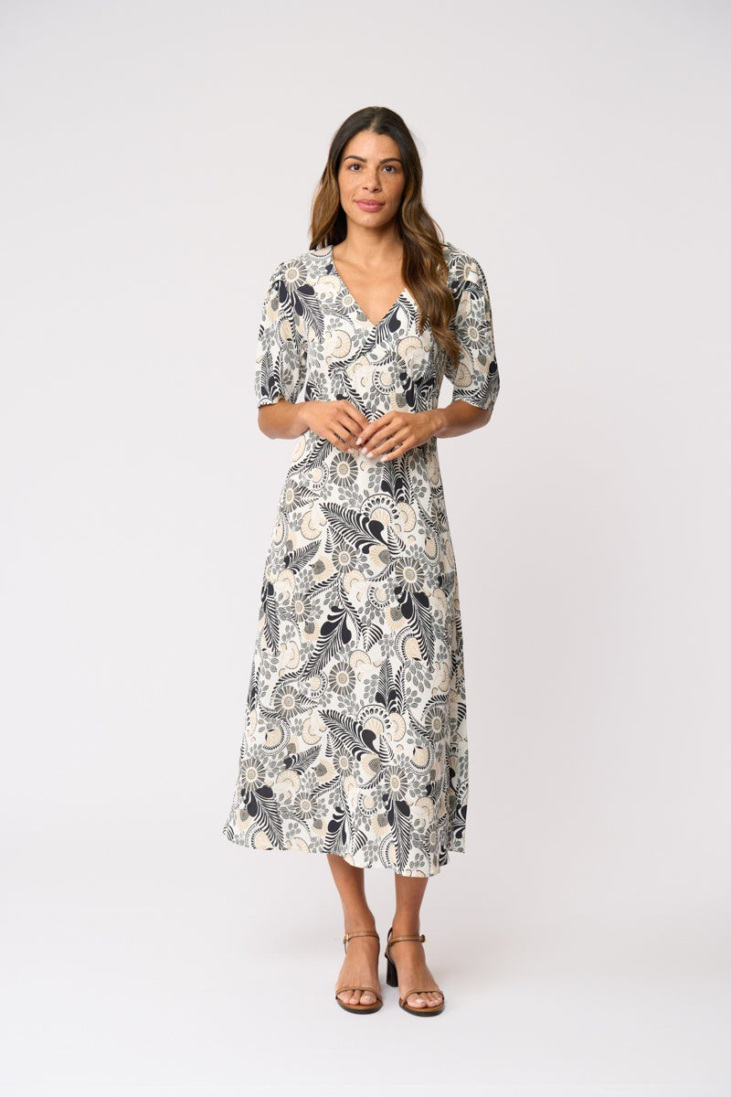 Foil ENCORE CHIC Dress in Artisan