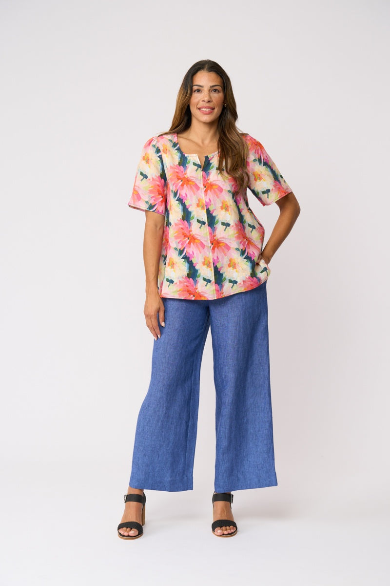 Foil ENCHANTING Top in Flower Burst