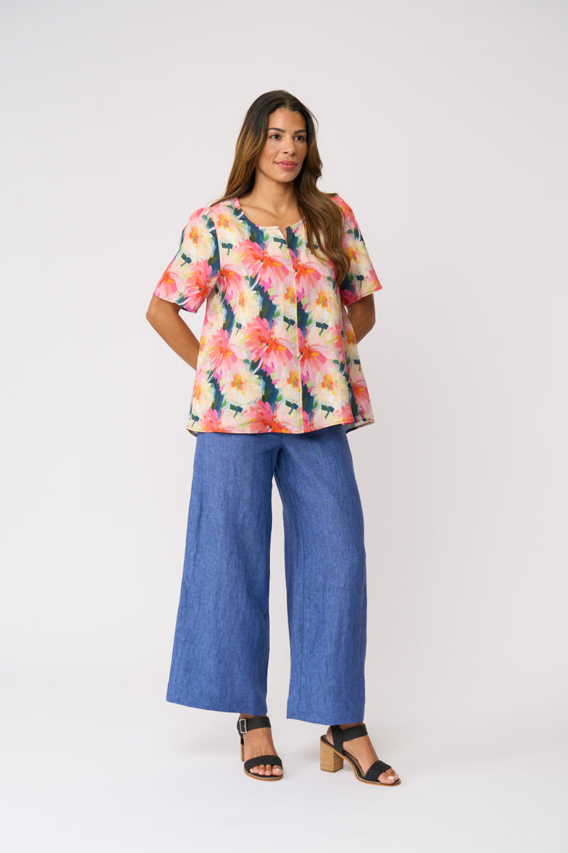 Foil ENCHANTING Top in Flower Burst