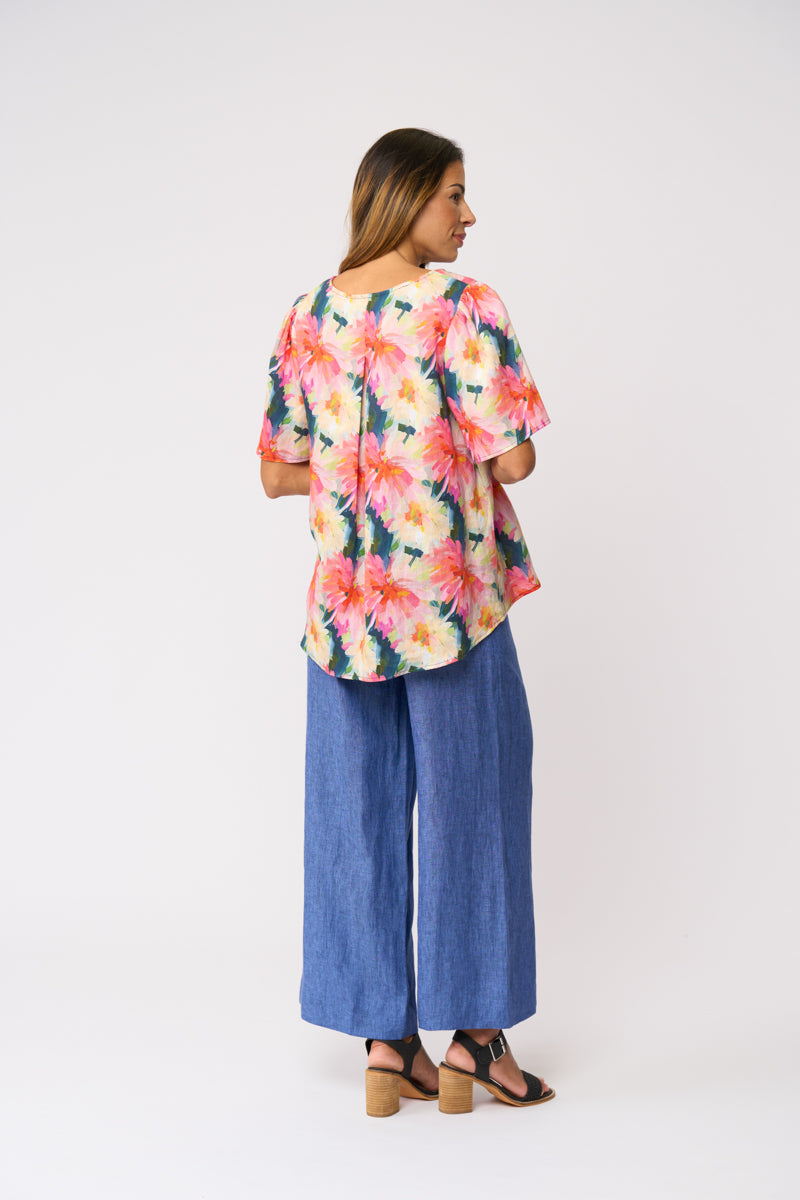 Foil ENCHANTING Top in Flower Burst