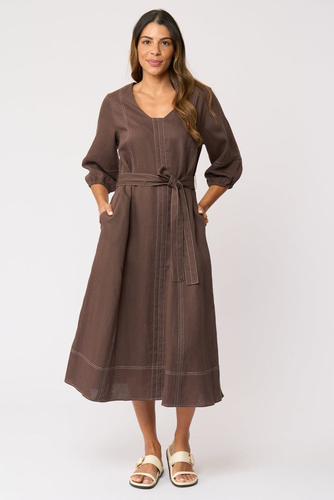Foil SHOUT OUT Dress in Cocoa