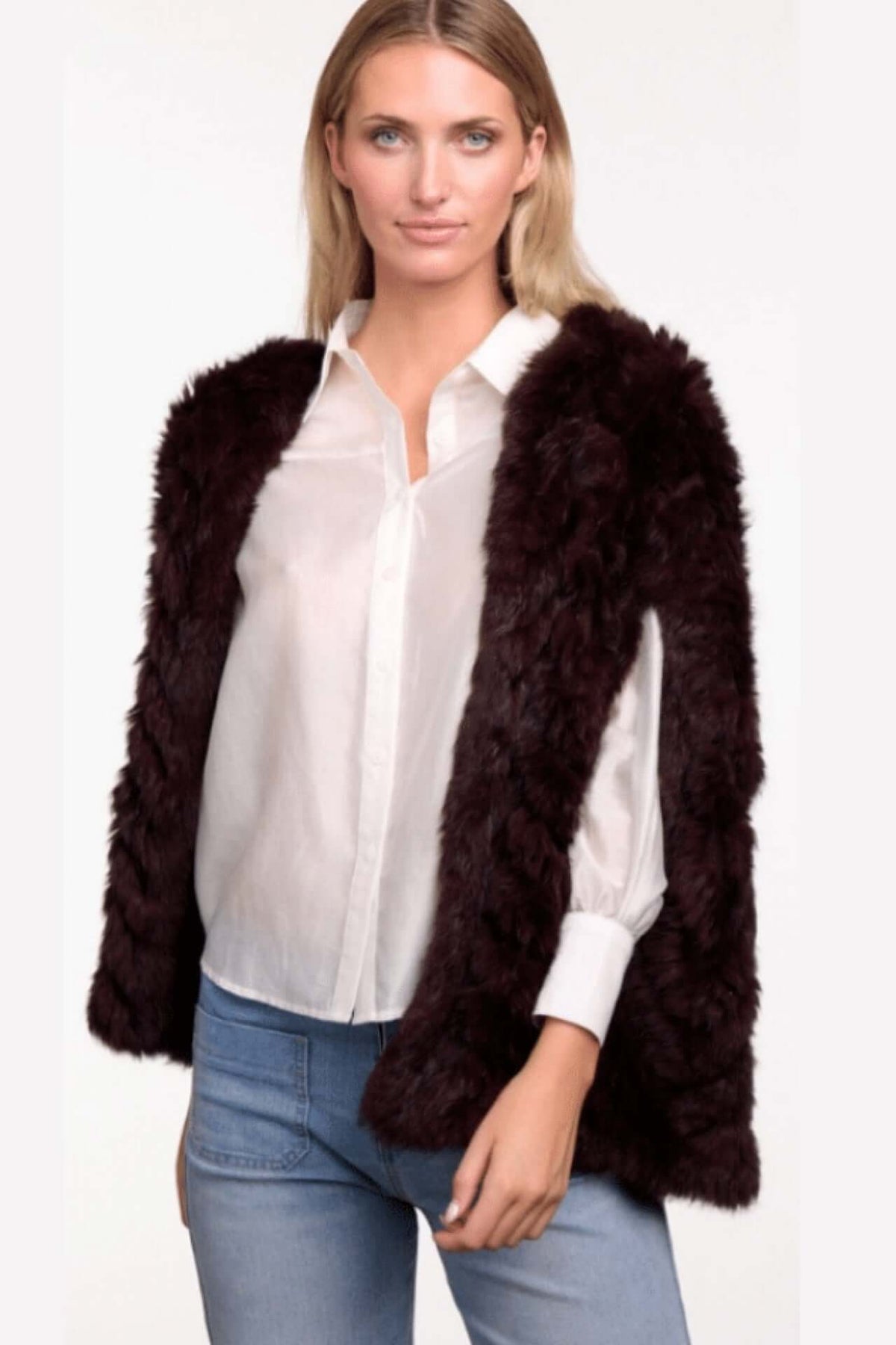 365 Days Rabbit Fur Cape in Merlot
