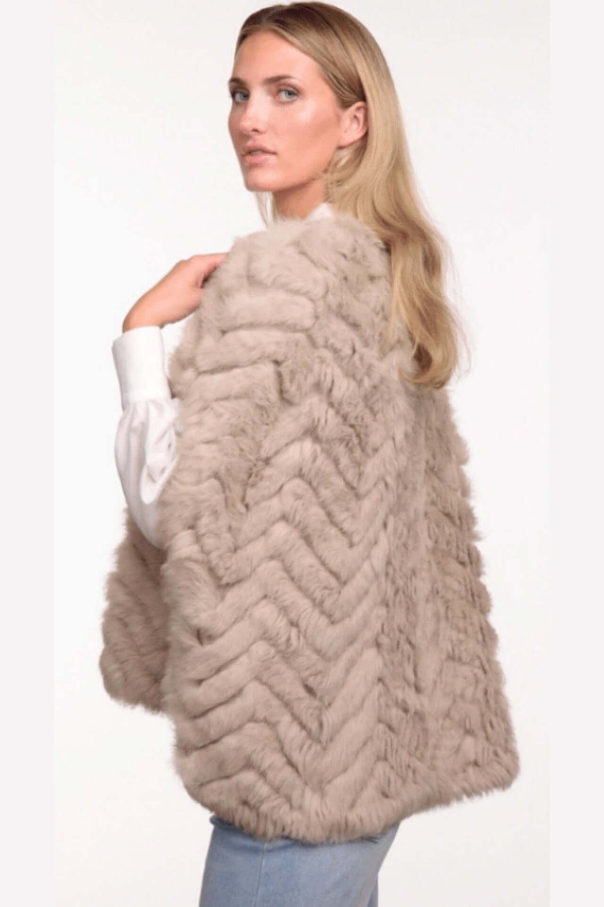 365 Days Rabbit Fur Cape in Stone