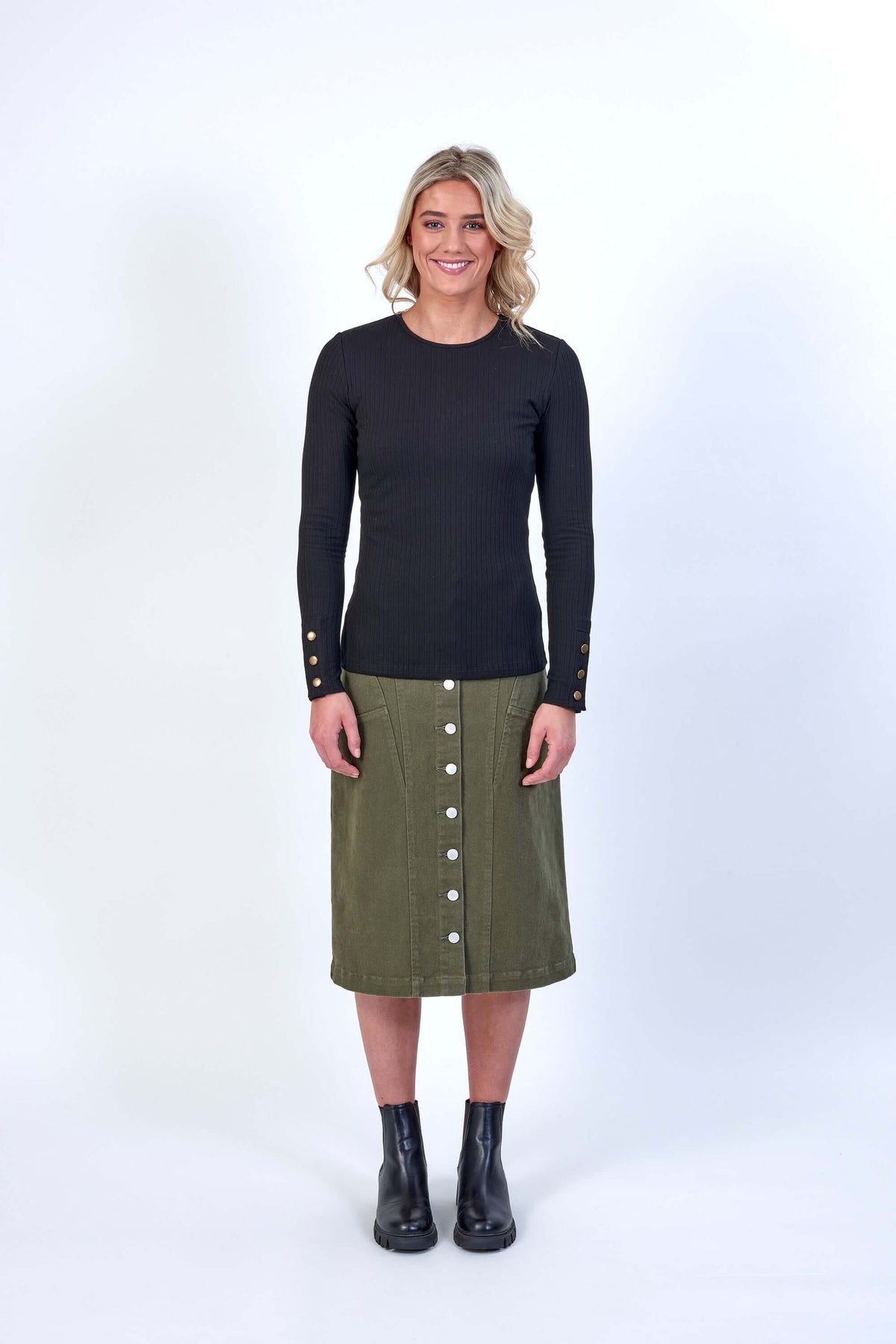 Knewe Virgo Ribbed Top in Black