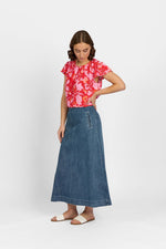 Knewe Perry Skirt in Mid Wash