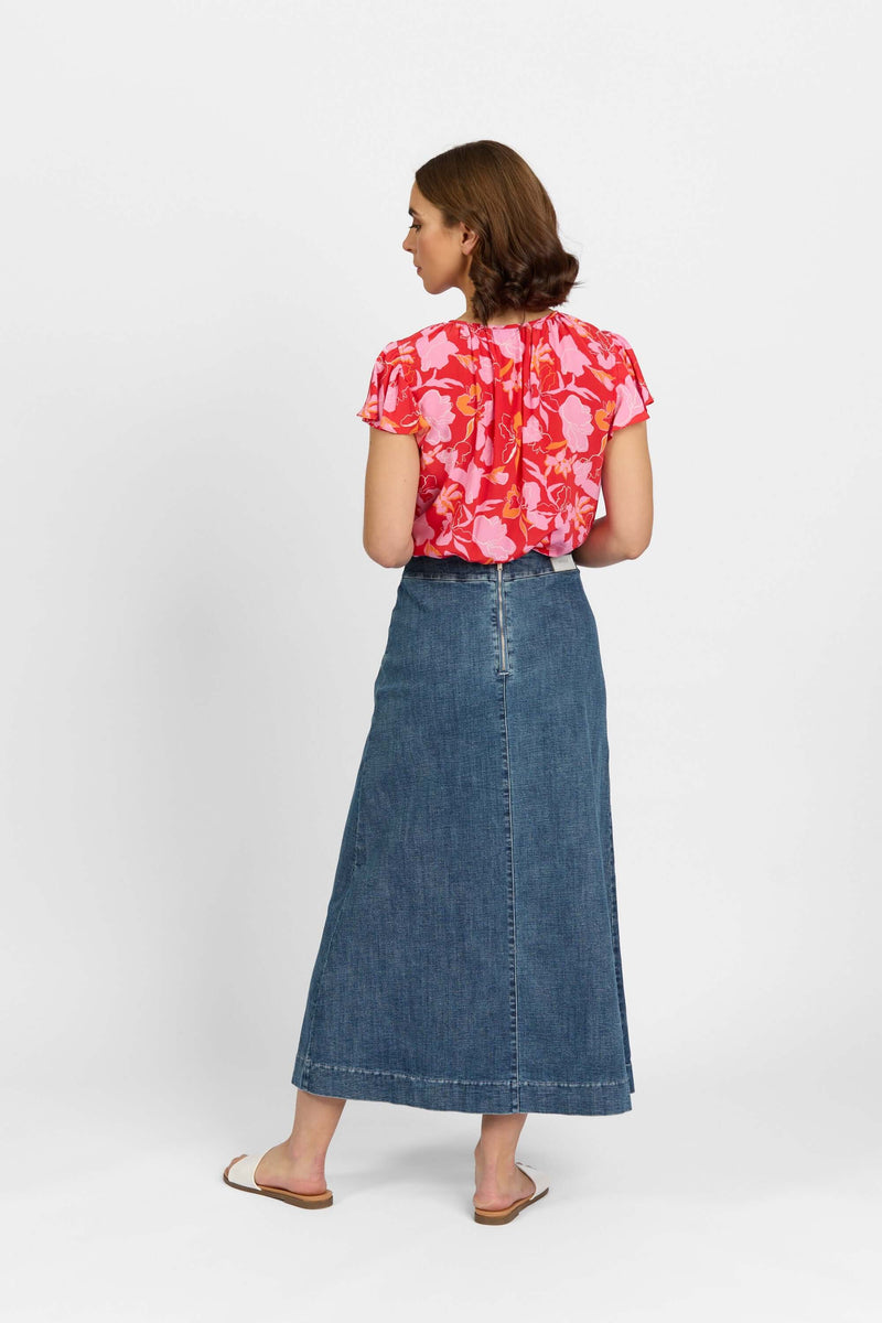 Knewe Perry Skirt in Mid Wash