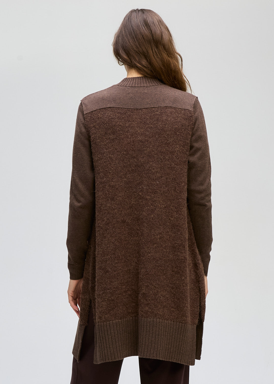 LD & Co Fluffy Detail Cardi in Cocoa