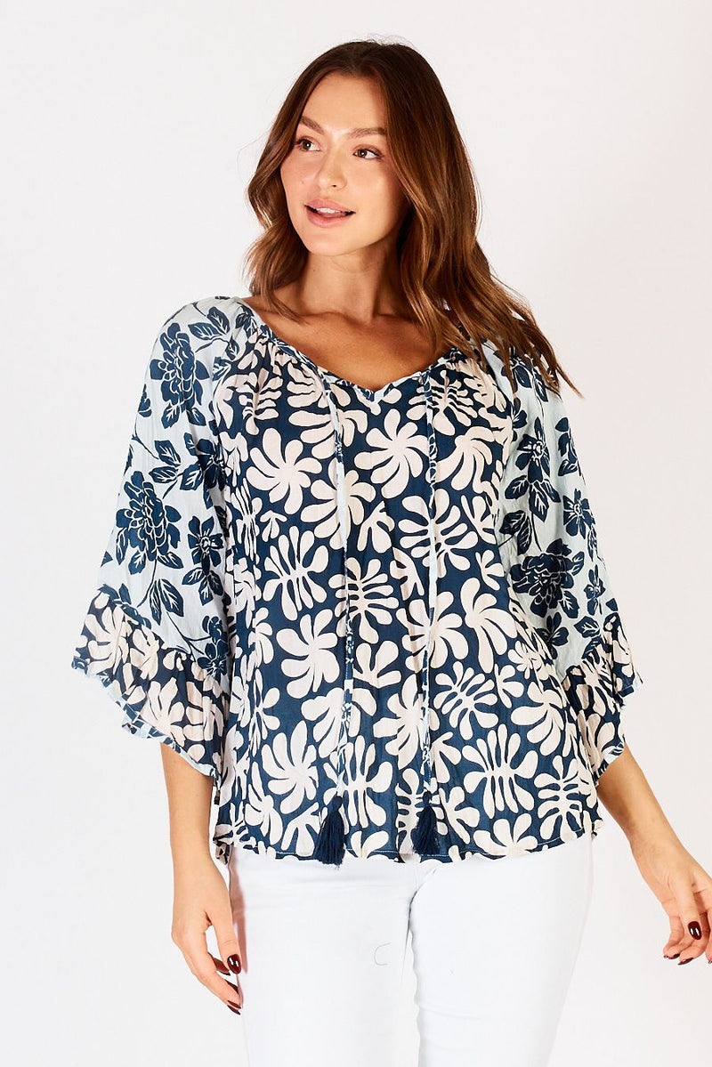 Lula Life MIA Top in Navy