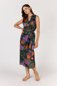 Itami Machala S/Less Dress in Moss Flora