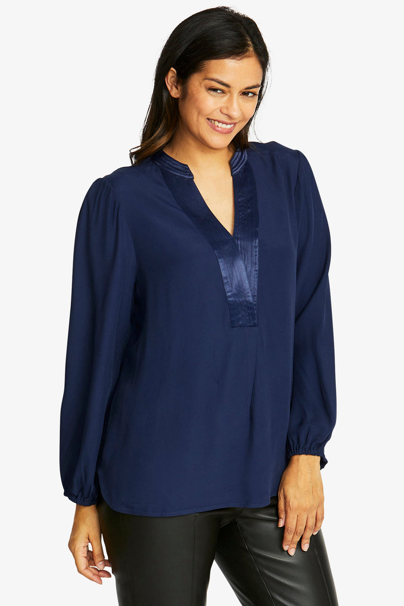 Ping Pong Nickie Top in Navy