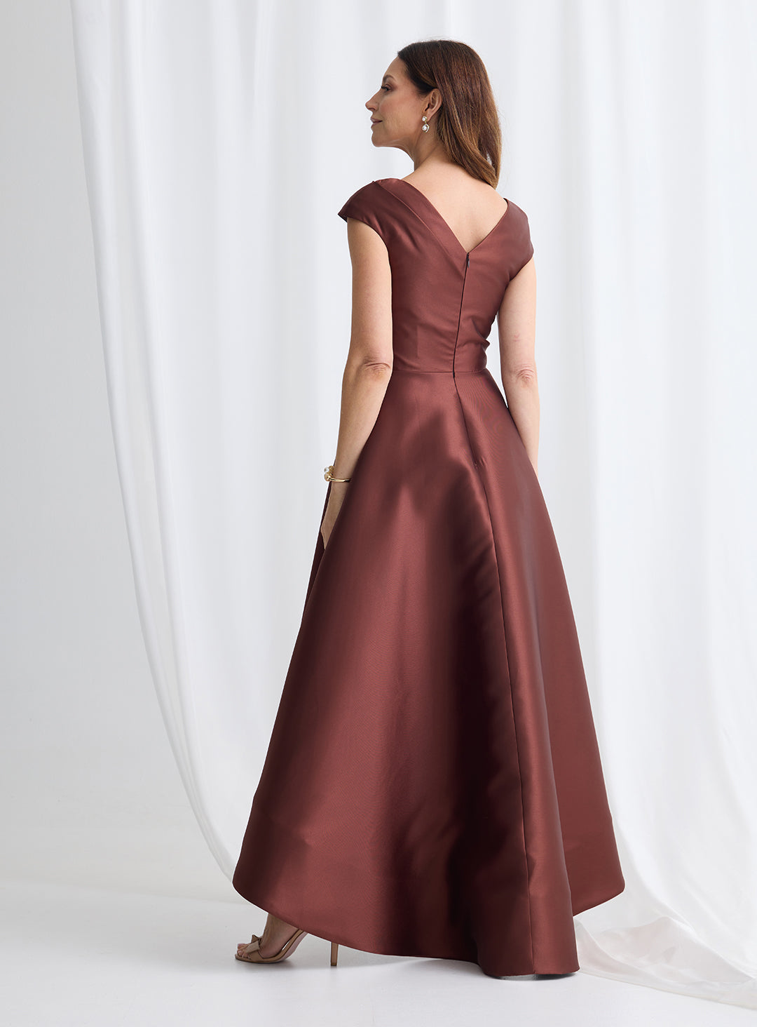 Trellis Lane ROSANELLA Gown in Chocolate