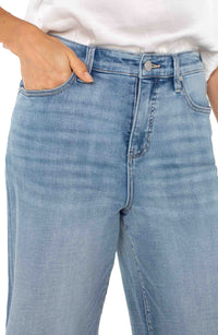 Liverpool Stride Hi Rise Cut Hem Jean in Weir Canyon