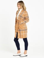 Betty Basics Hampshire Cardigan in Beige Plaid