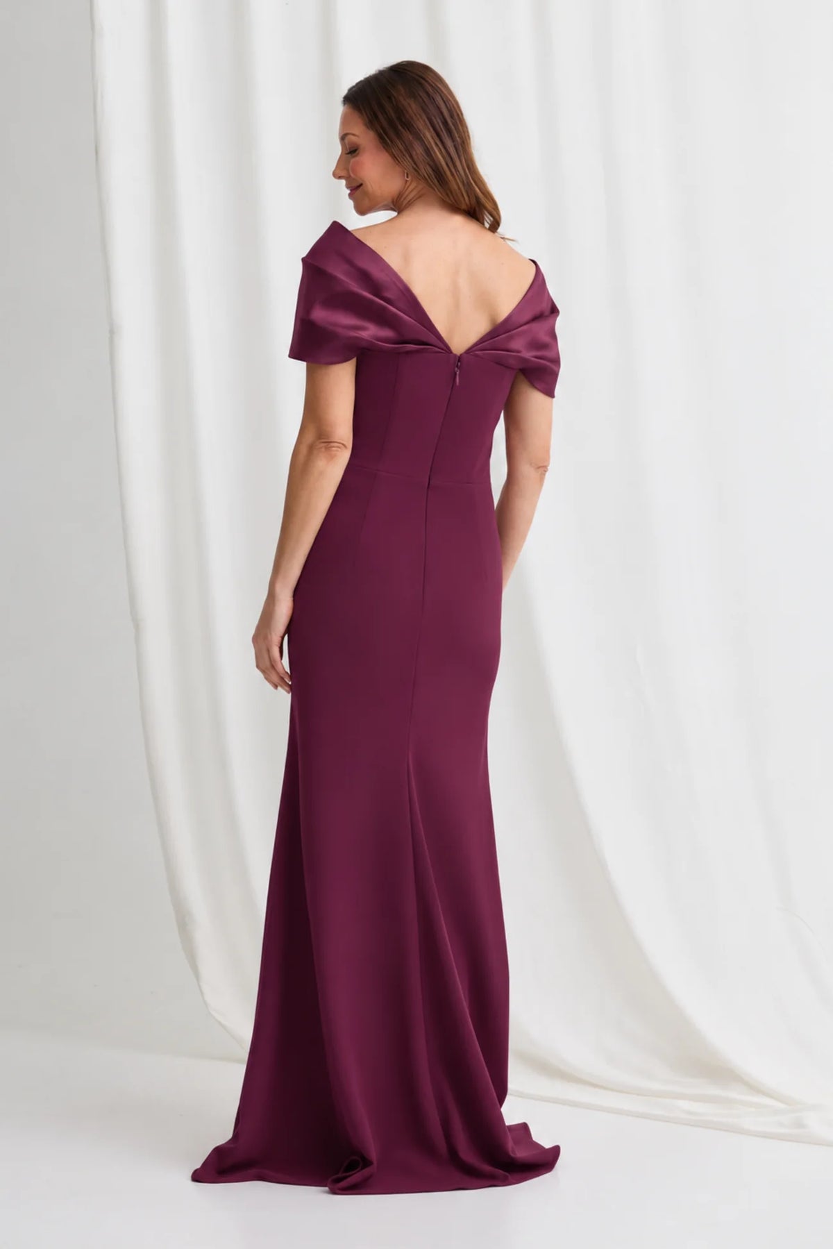 Trellis Lane KRYSTEN Off The Shoulder Dress in Plum