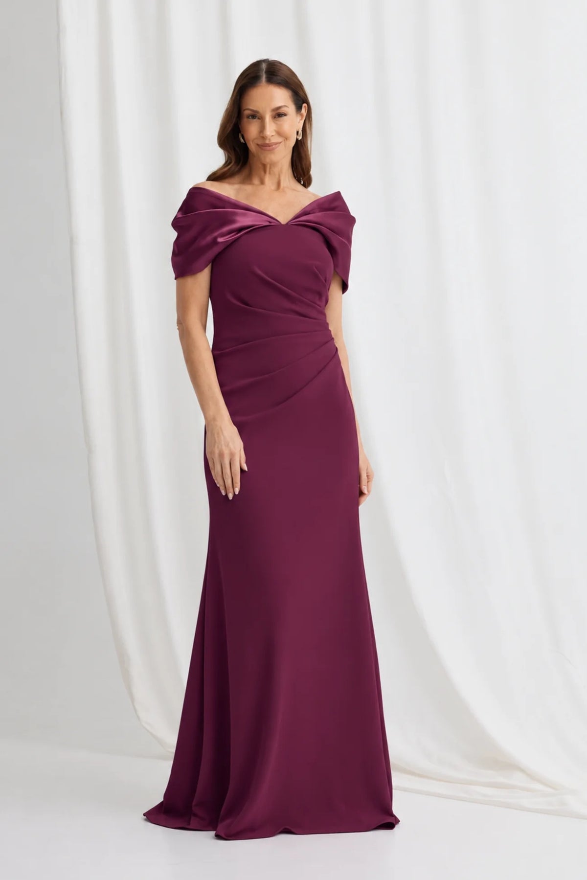 Trellis Lane KRYSTEN Off The Shoulder Dress in Plum